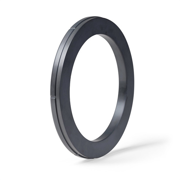 Common problems and solutions related to mechanical seal components in machinery operations.